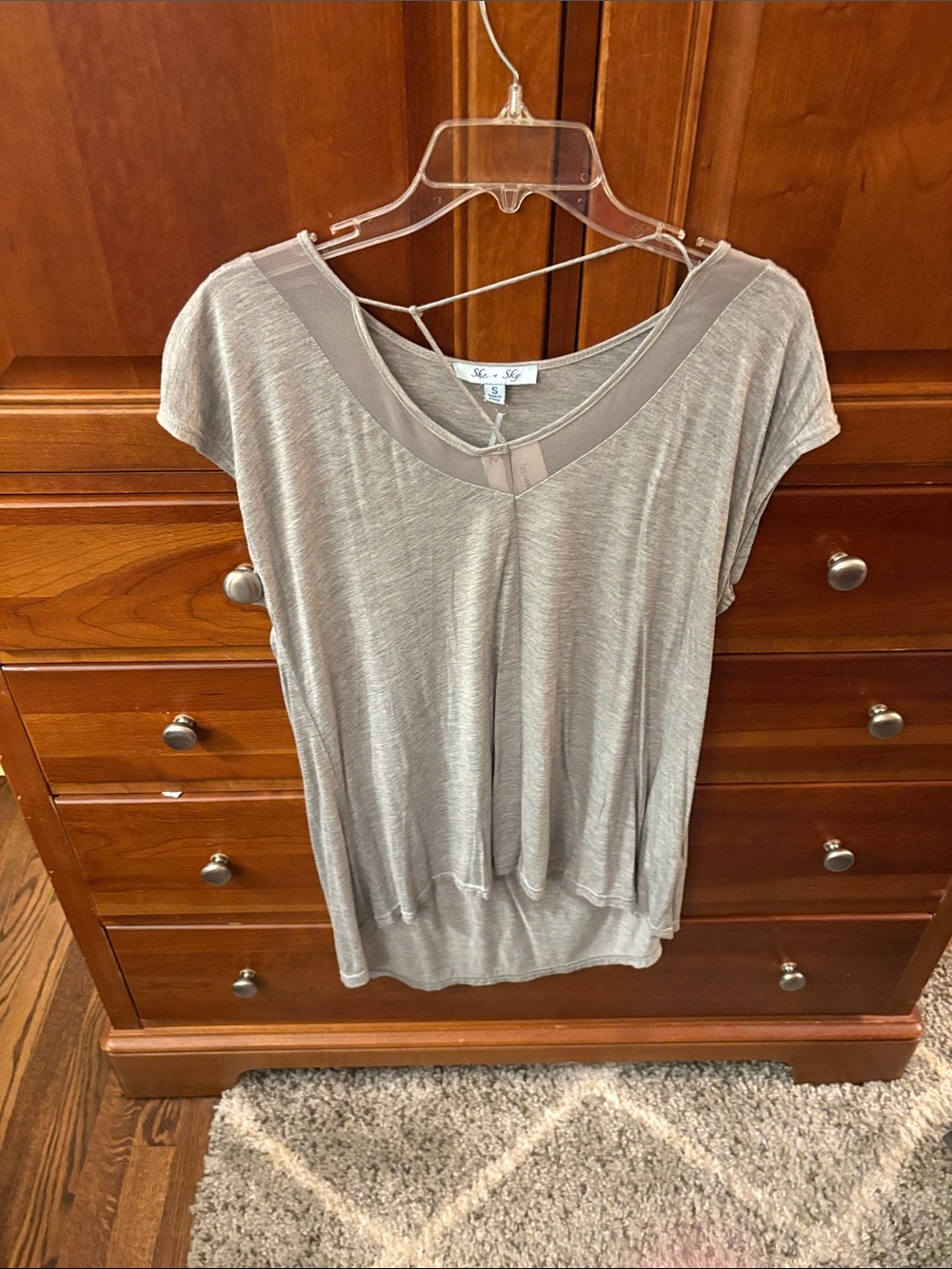 Grey Short Sleeve V-Neck Top